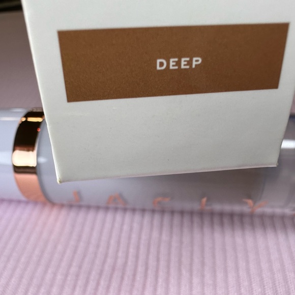 Jaclyn Cosmetics Skin Tint Perfecting Blurring Foundation Shade DEEP - Picture 5 of 8